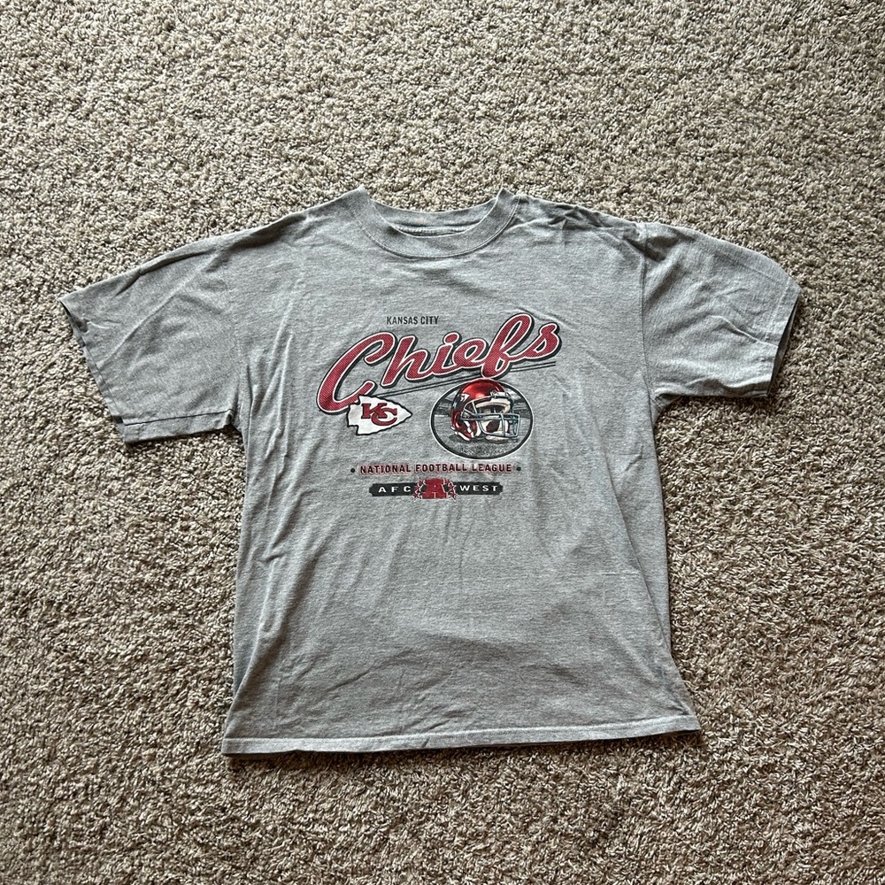 Gray KC chiefs graphic t-shirt y2k mens medium